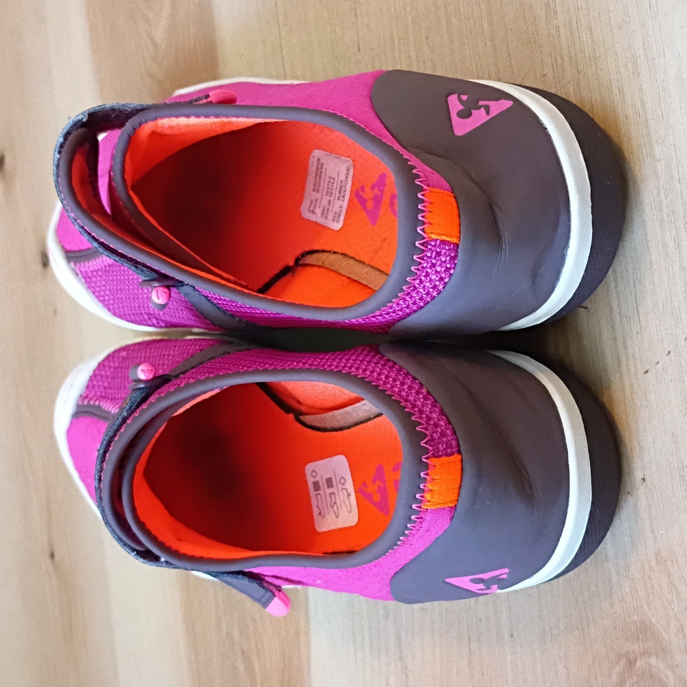 PLAE Kids Bright Pink Sneakers - Picture 5 of 7